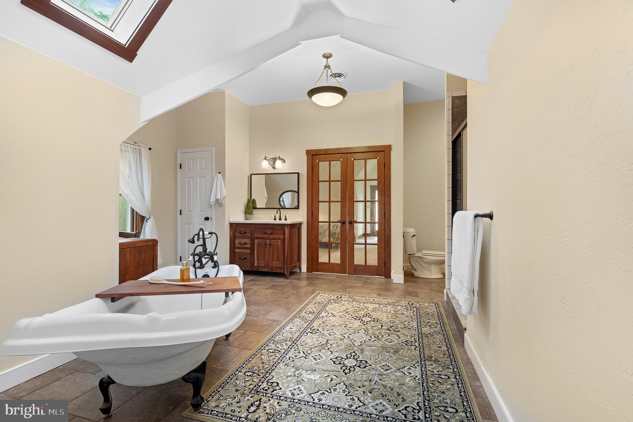 12834 Jesse Smith Road Mount Airy, MD 21771 - Photo 43 of 66 2nd Floor Primary Bath