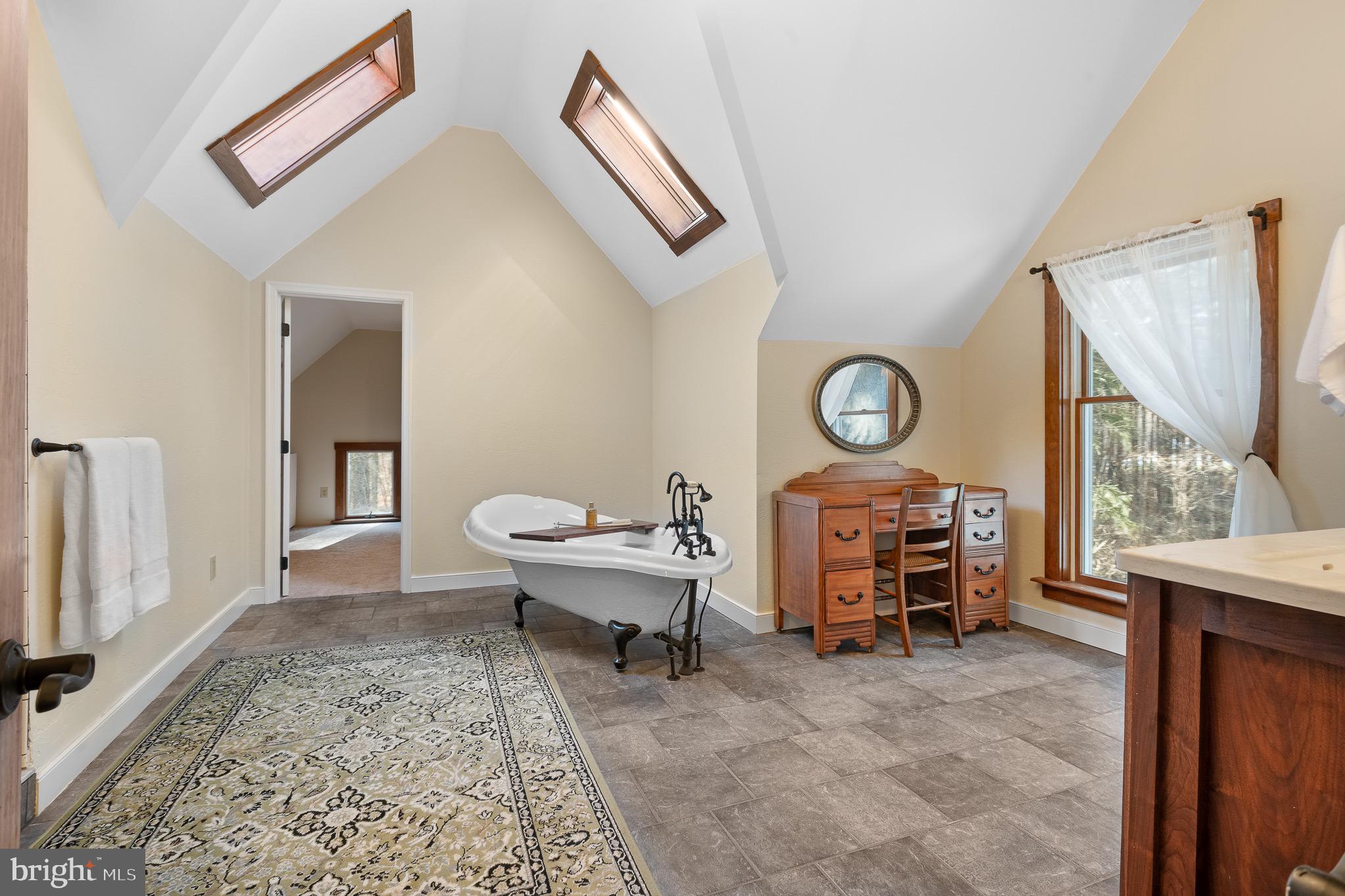 12834 Jesse Smith Road Mount Airy, MD 21771 - Photo 44 of 66 2nd Floor Primary Bath