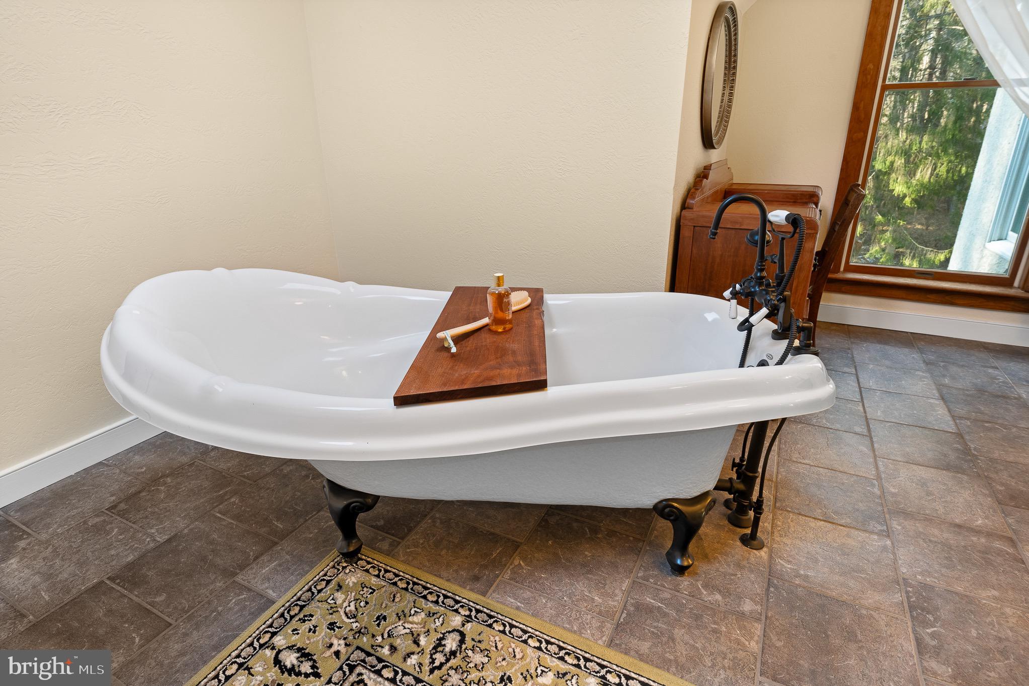 12834 Jesse Smith Road Mount Airy, MD 21771 - Photo 46 of 66 2nd Floor Primary Bath