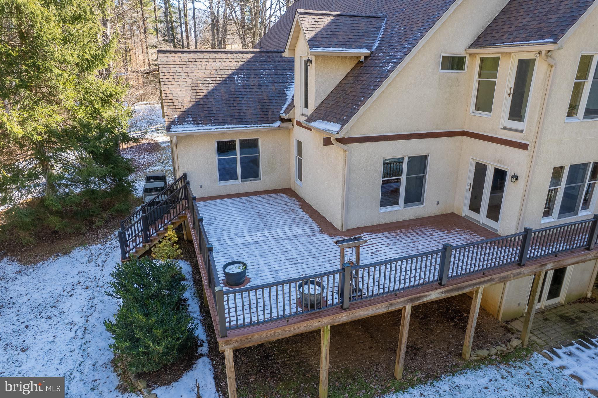 12834 Jesse Smith Road Mount Airy, MD 21771 - Photo 5 of 66 Gallery Image 5
