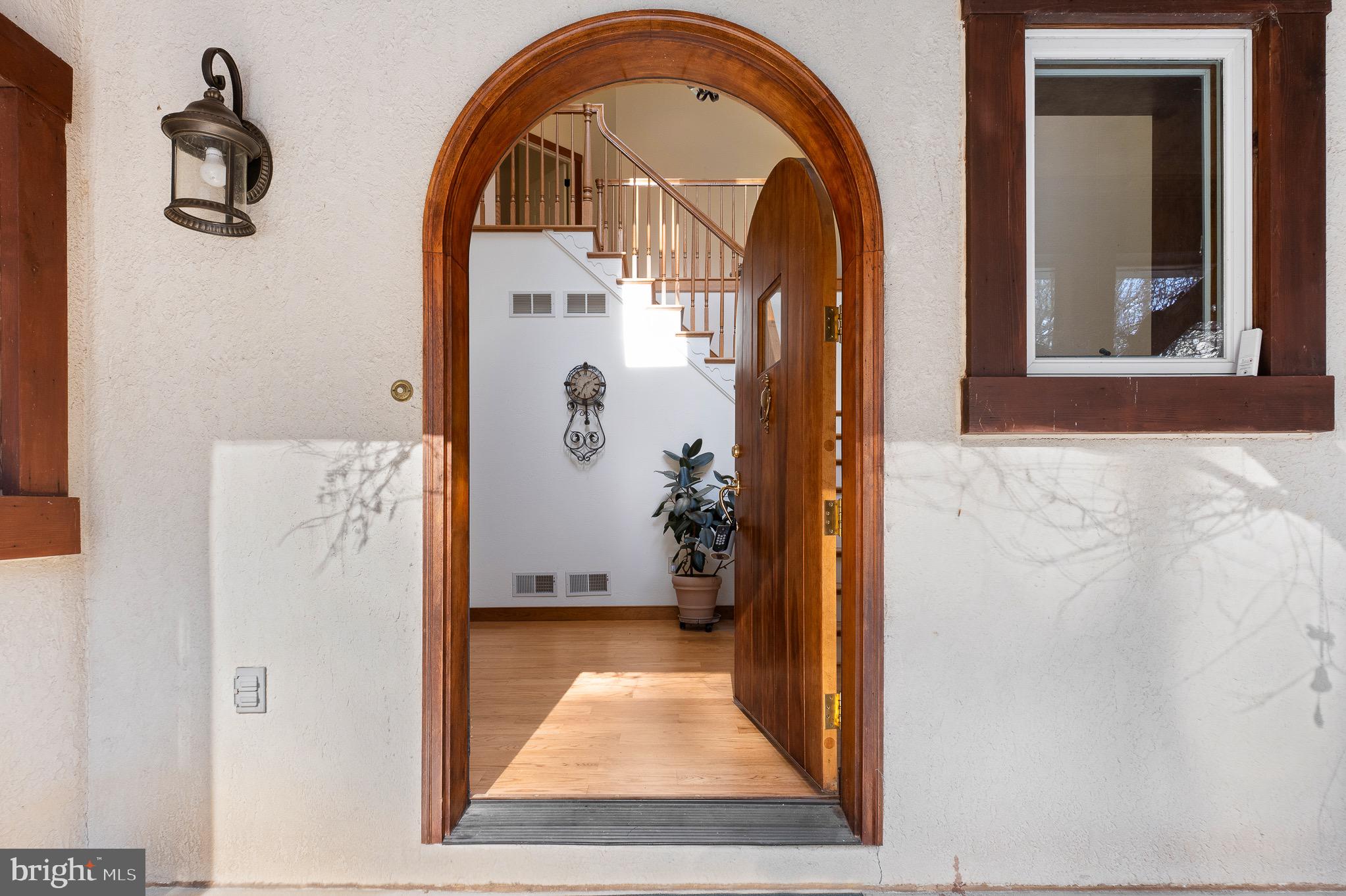 12834 Jesse Smith Road Mount Airy, MD 21771 - Photo 8 of 66 Gallery Image 8