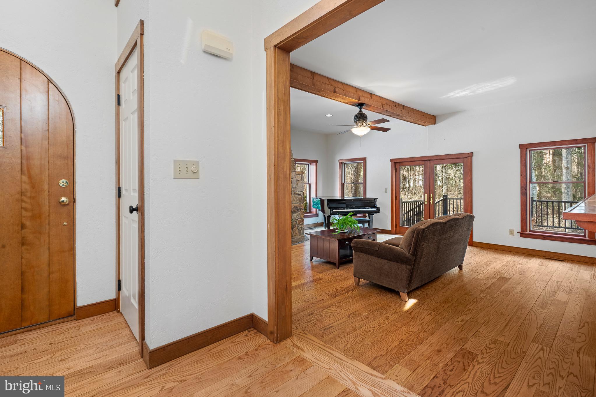 12834 Jesse Smith Road Mount Airy, MD 21771 - Photo 10 of 66 Gallery Image 10