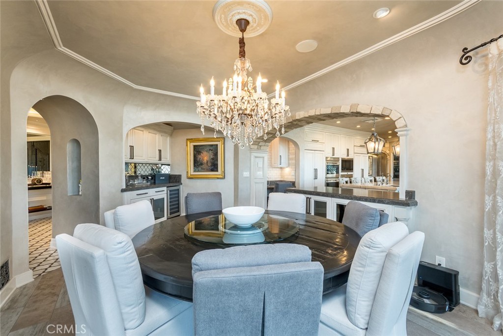 330 Kempton Road Glendale, CA 91202 - Photo 17 of 75