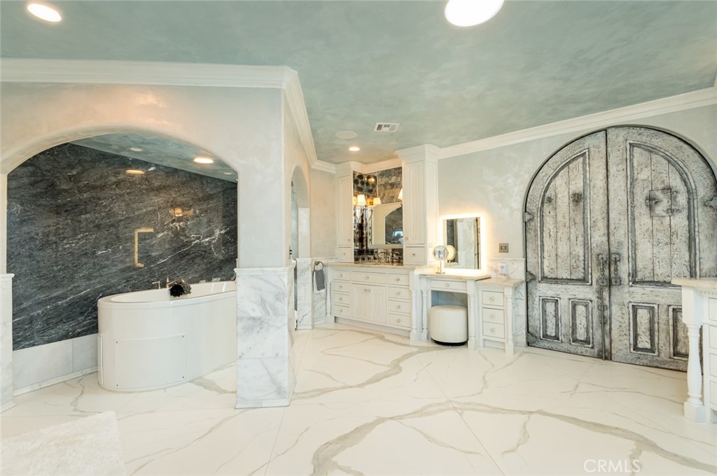 330 Kempton Road Glendale, CA 91202 - Photo 31 of 75