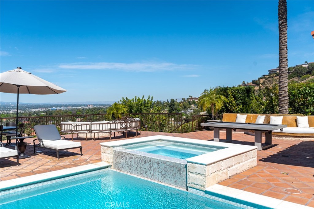 330 Kempton Road Glendale, CA 91202 - Photo 60 of 75 a view of a terrace with chairs