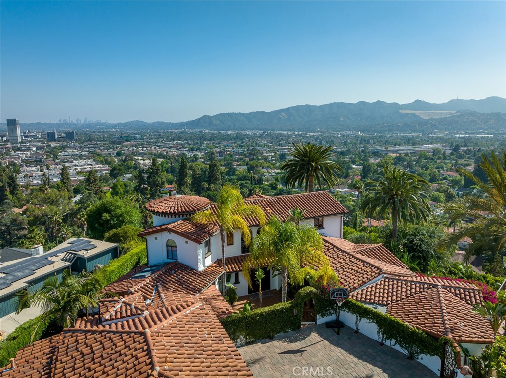 330 Kempton Road Glendale, CA 91202 - Photo 74 of 75