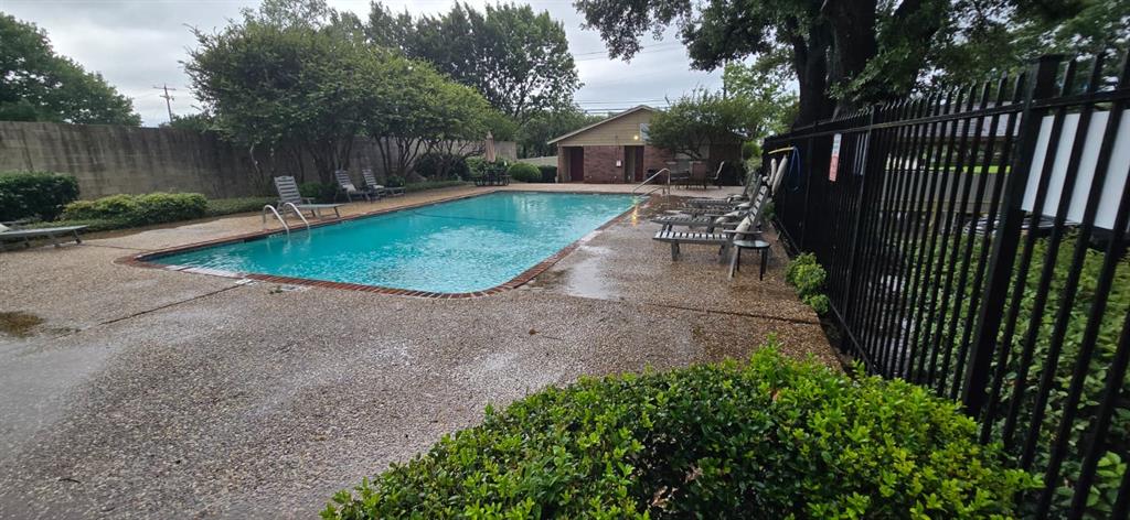 2240 Tarpley Road, Unit 282 Carrollton, TX 75006 - Photo 15 of 16