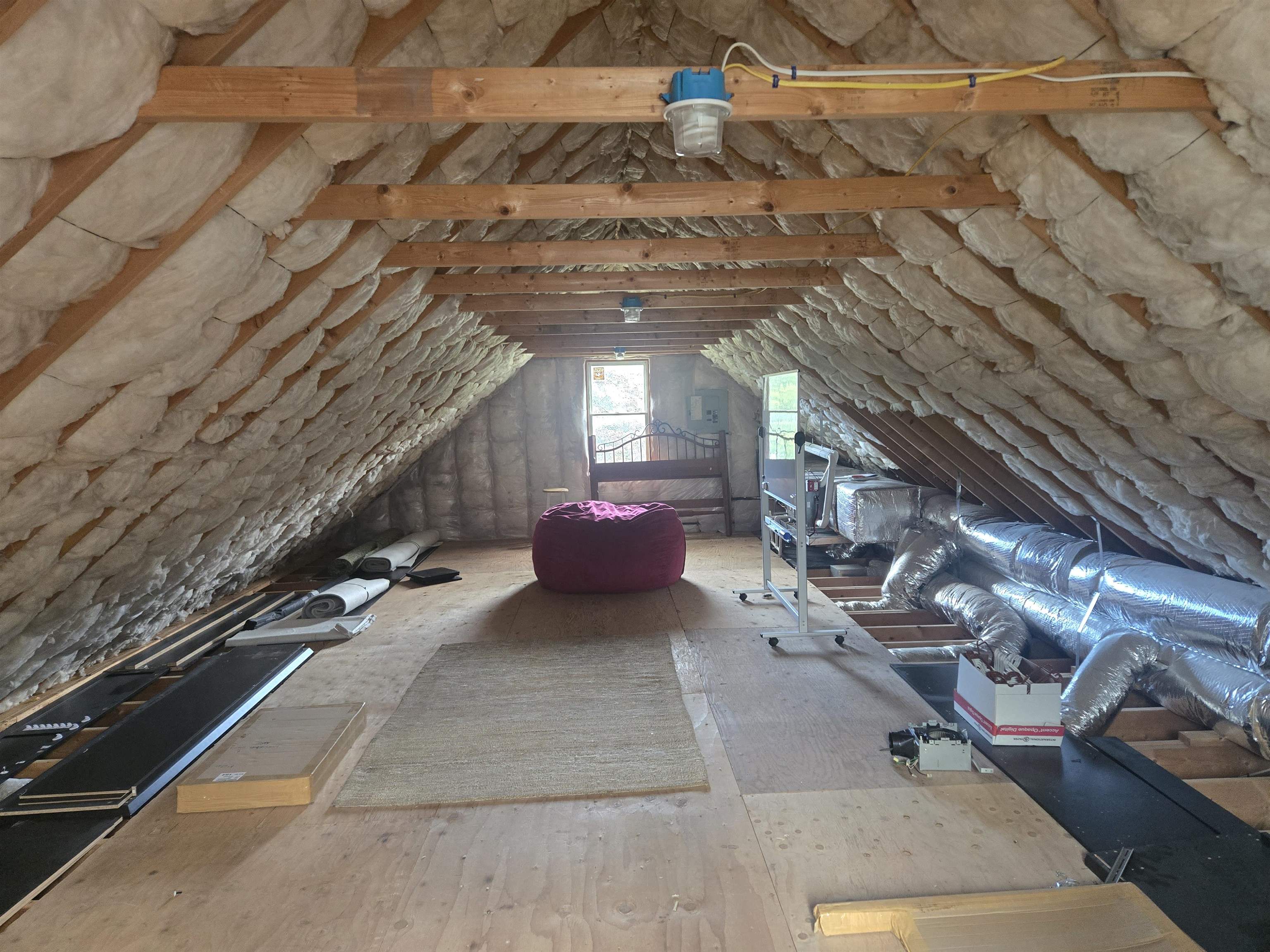 82 Dutton Road Pelham, NH 03076 - Photo 45 of 57 Gallery Image 45