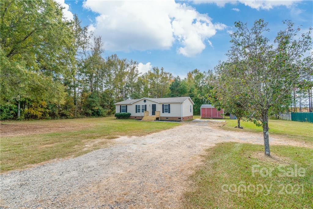 2294 McIlwain Road Lancaster, SC 29720 - Photo 3 of 20 Gallery Image 3