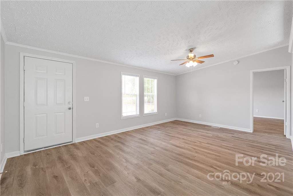 2294 McIlwain Road Lancaster, SC 29720 - Photo 6 of 20 Gallery Image 6