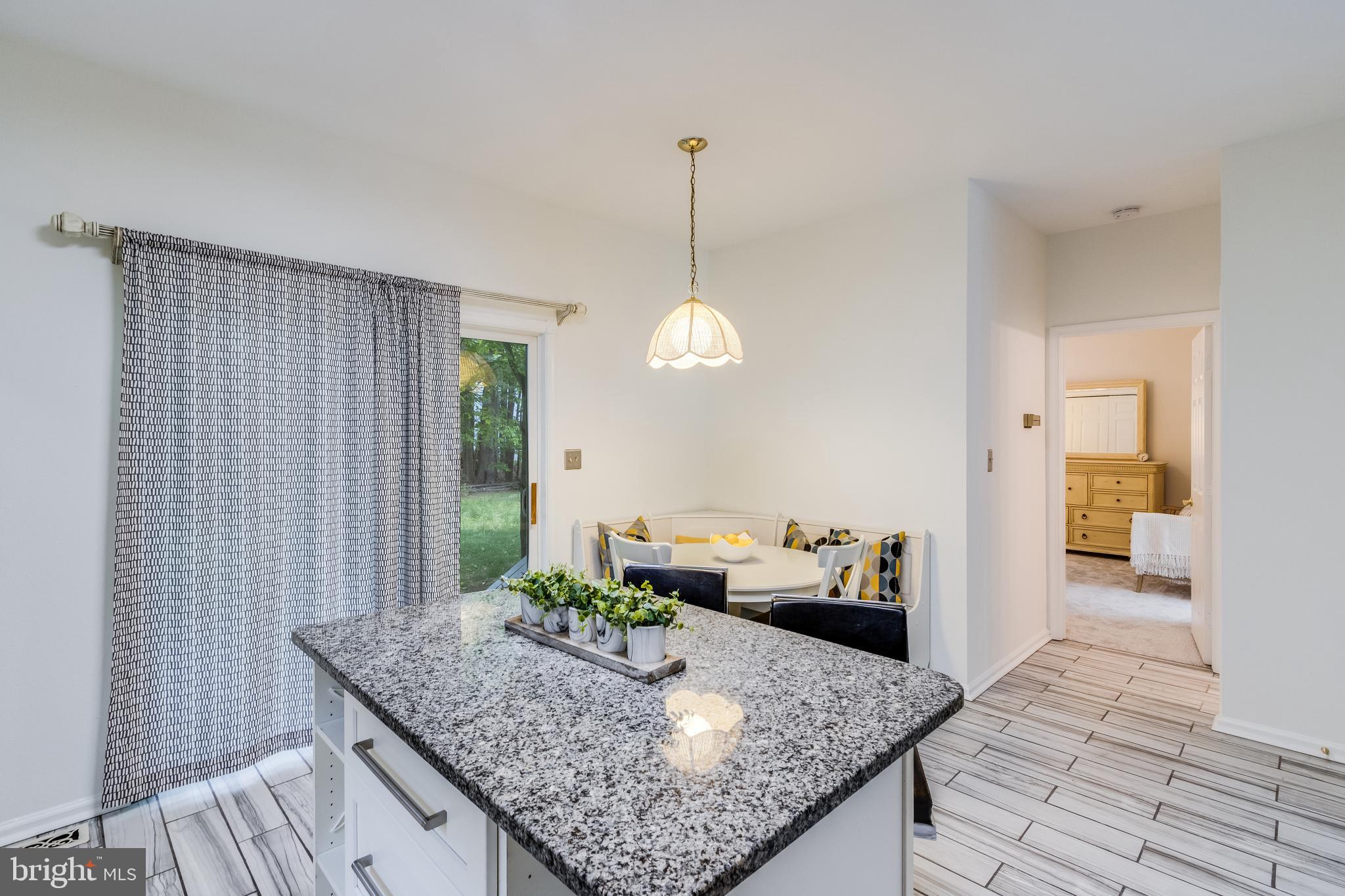 51 Hingham Lane Berlin, MD 21811 - Photo 14 of 30 Tastefully Updated Kitchen