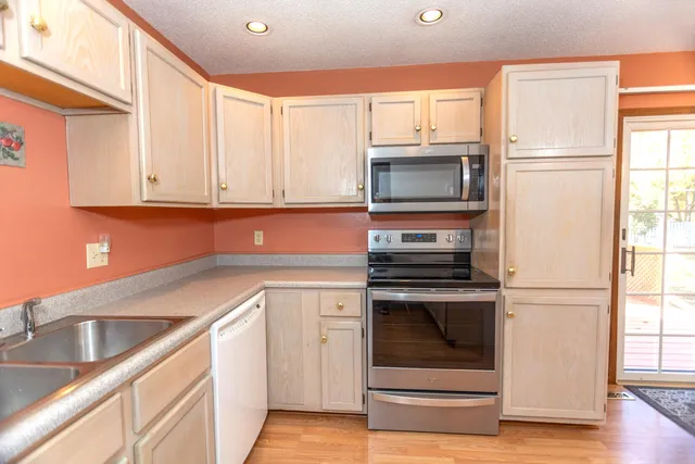 $284,900 | 20770 Ross Parkway, Big Rapids, MI 49307