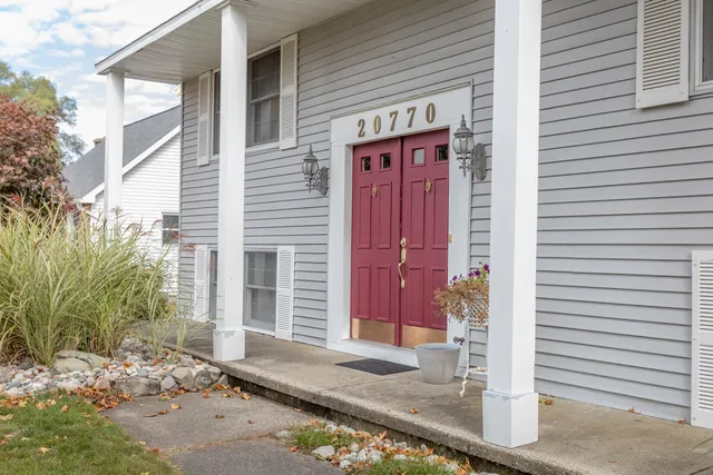 $284,900 | 20770 Ross Parkway, Big Rapids, MI 49307