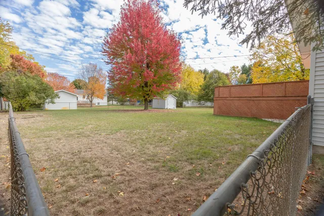 $284,900 | 20770 Ross Parkway, Big Rapids, MI 49307