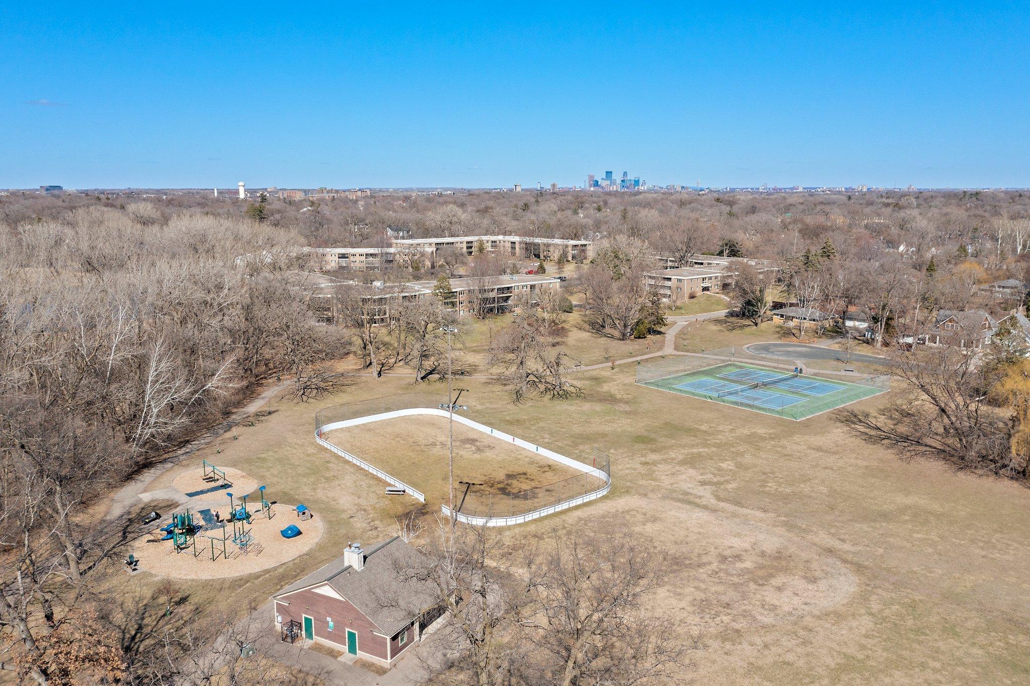 4380 Brookside Court, Unit 103 Edina, MN 55436 - Photo 40 of 41