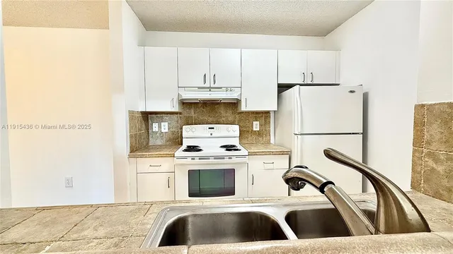 a close view of sink and tap