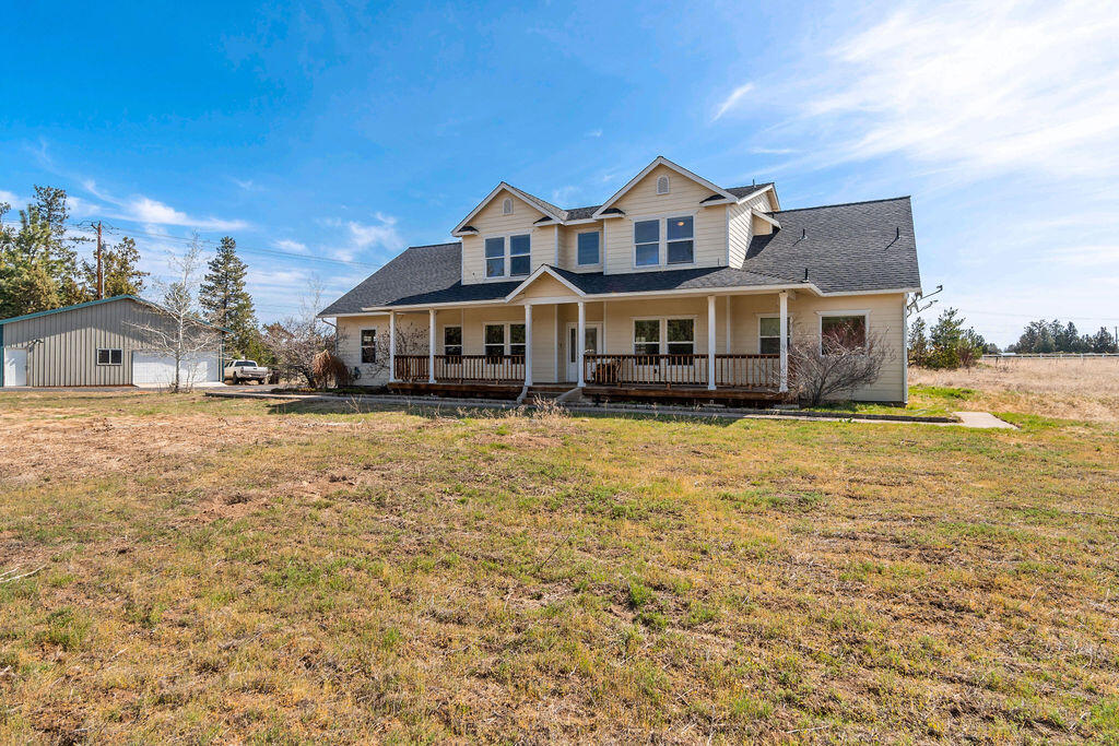 67350 Gist Road Bend, OR 97703 - Photo 4 of 61 RileyVisualsa-40