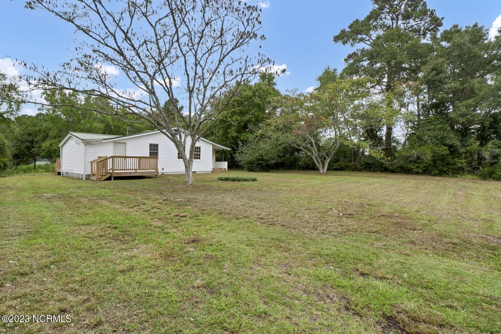 477 Parkertown Road Hubert, NC 28539 - Photo 1 of 26 P1333159 (Large)