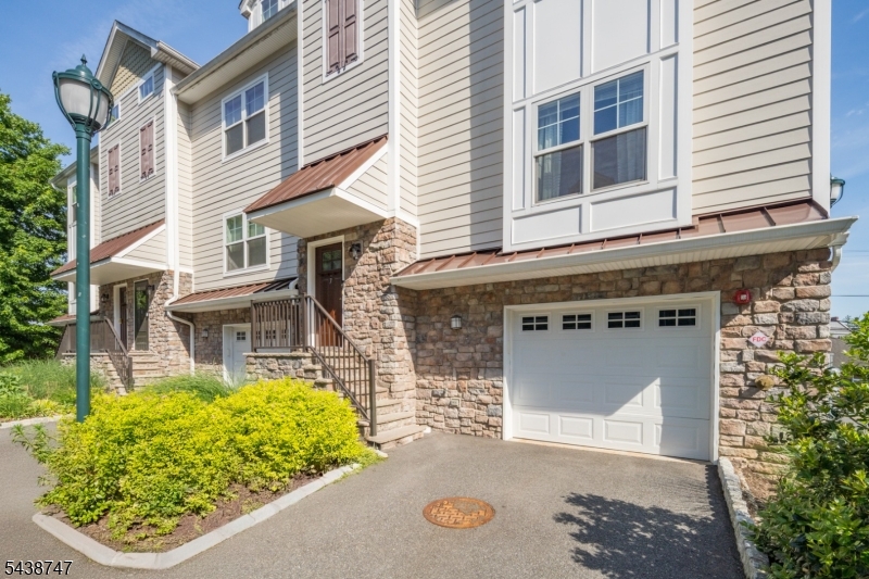 569 Springfield Avenue, Unit 7 Berkeley Heights, NJ 07922 - Photo 4 of 40