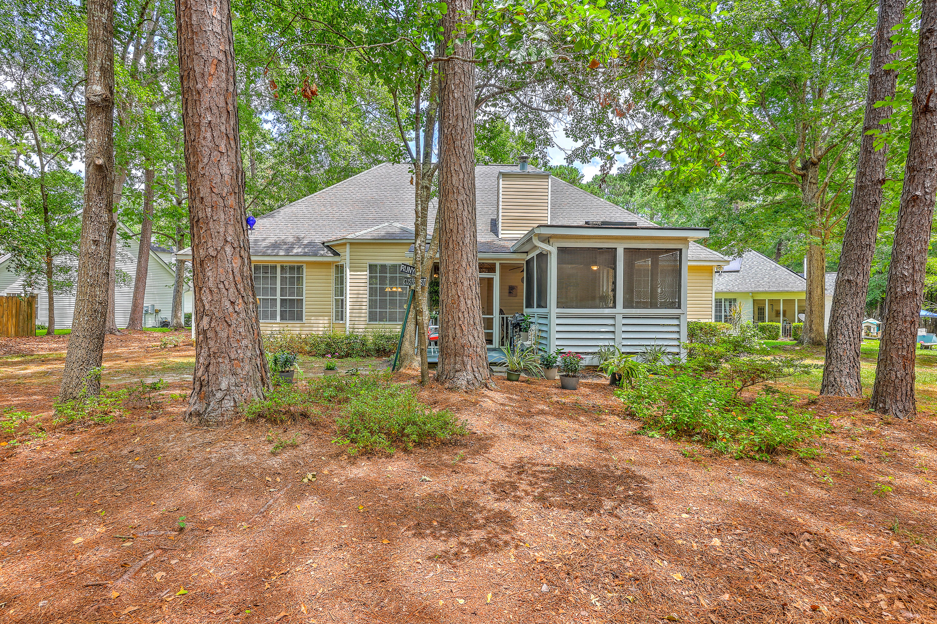 704 Pointe Circle Summerville, SC 29485 - Photo 30 of 32 31