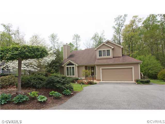 5818 Spinnaker Cove Road Midlothian, VA 23112 - Photo 3 of 12 Exterior Front