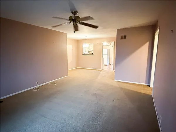 $89,900 | 439 West 104th Street, Unit D, Kansas City, MO 64114