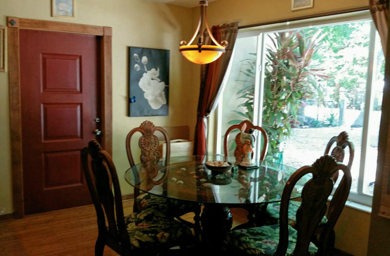16 Park Road Islamorada, FL 33036 - Photo 3 of 7 Amanda Dining room