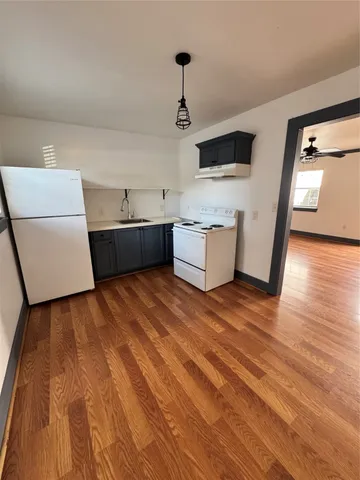 $795 | 5304 Polk Street, Unit 1, Houston, TX 77023