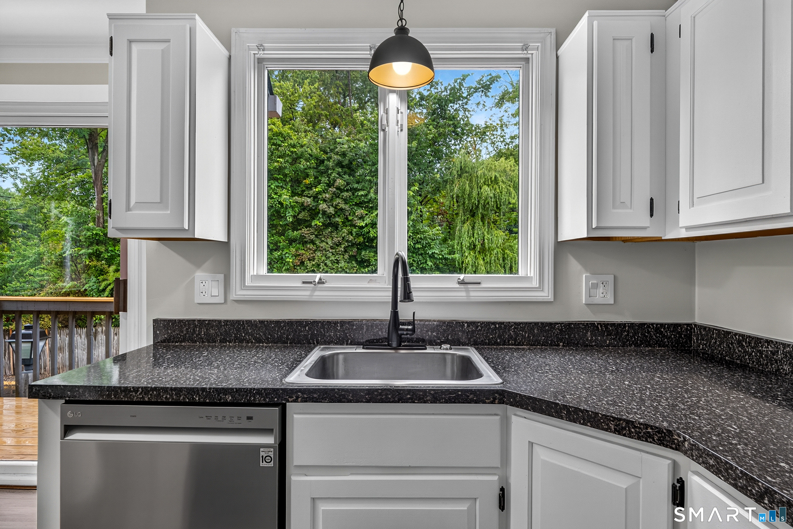 59 Ridge Road, Unit 59 Wethersfield, CT 06109 - Photo 12 of 32