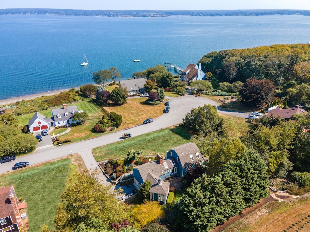 49 Oliver Hazard Perry Road Portsmouth, RI 02871 - Photo 1 of 50 Gallery Image 1
