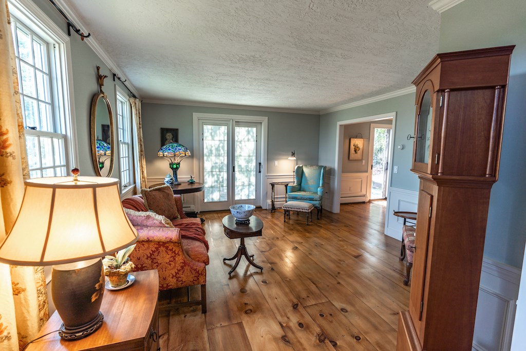 49 Oliver Hazard Perry Road Portsmouth, RI 02871 - Photo 15 of 50 Gallery Image 15