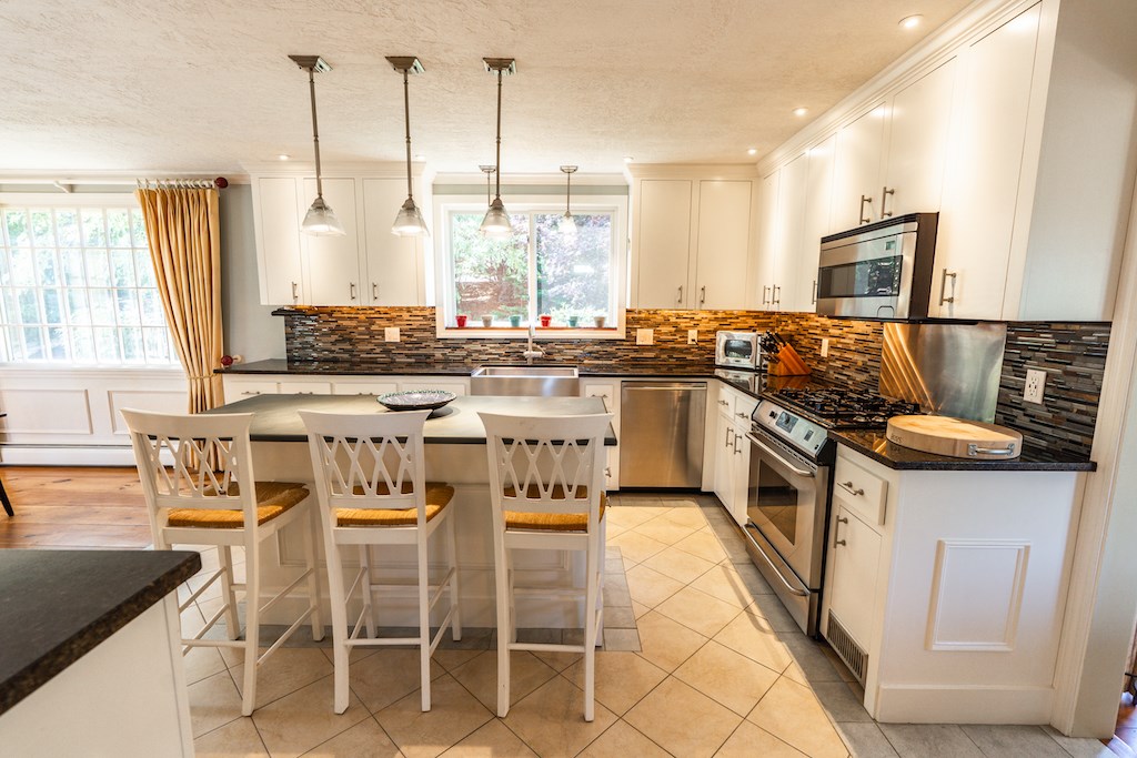 49 Oliver Hazard Perry Road Portsmouth, RI 02871 - Photo 21 of 50 Gallery Image 21