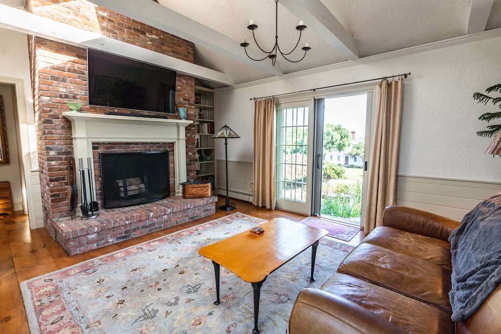 49 Oliver Hazard Perry Road Portsmouth, RI 02871 - Photo 25 of 50 Gallery Image 25