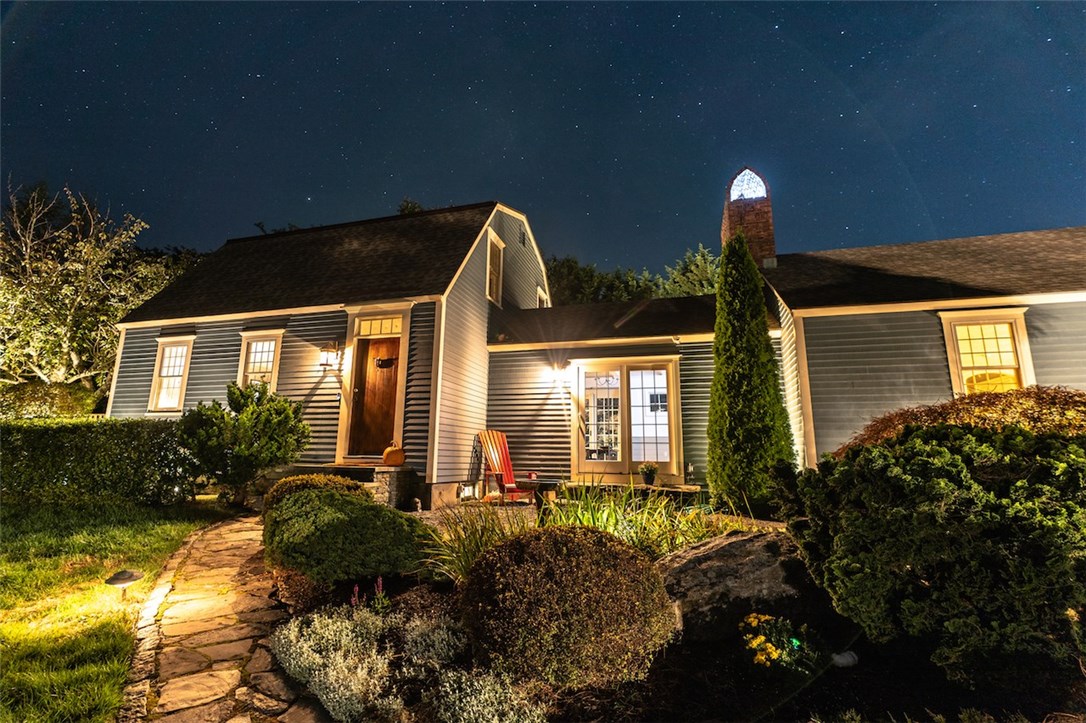 49 Oliver Hazard Perry Road Portsmouth, RI 02871 - Photo 4 of 50 Gallery Image 4