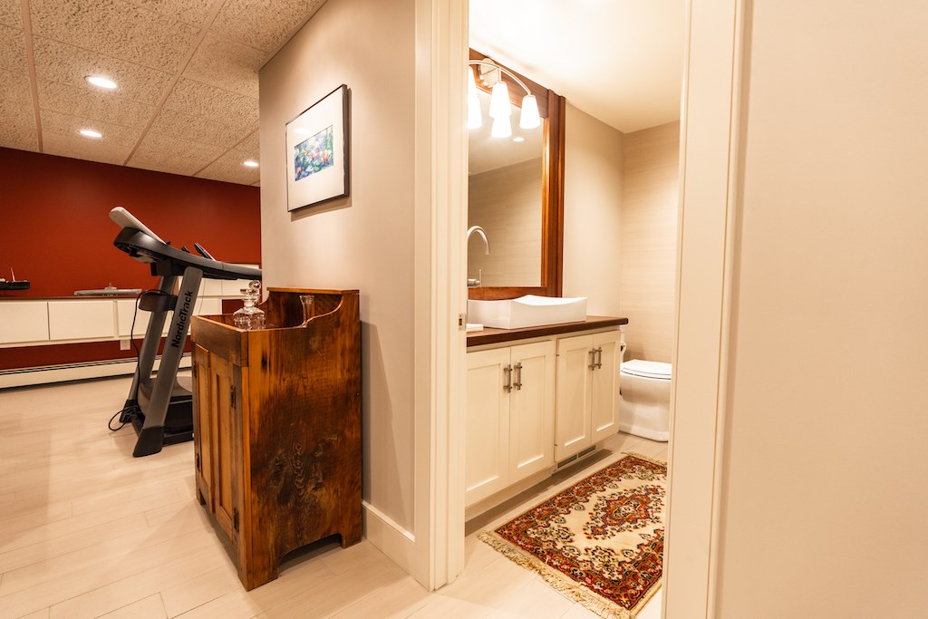 49 Oliver Hazard Perry Road Portsmouth, RI 02871 - Photo 46 of 50 Gallery Image 46