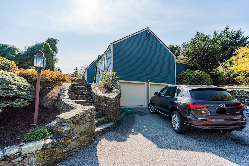 49 Oliver Hazard Perry Road Portsmouth, RI 02871 - Photo 10 of 50 Gallery Image 10