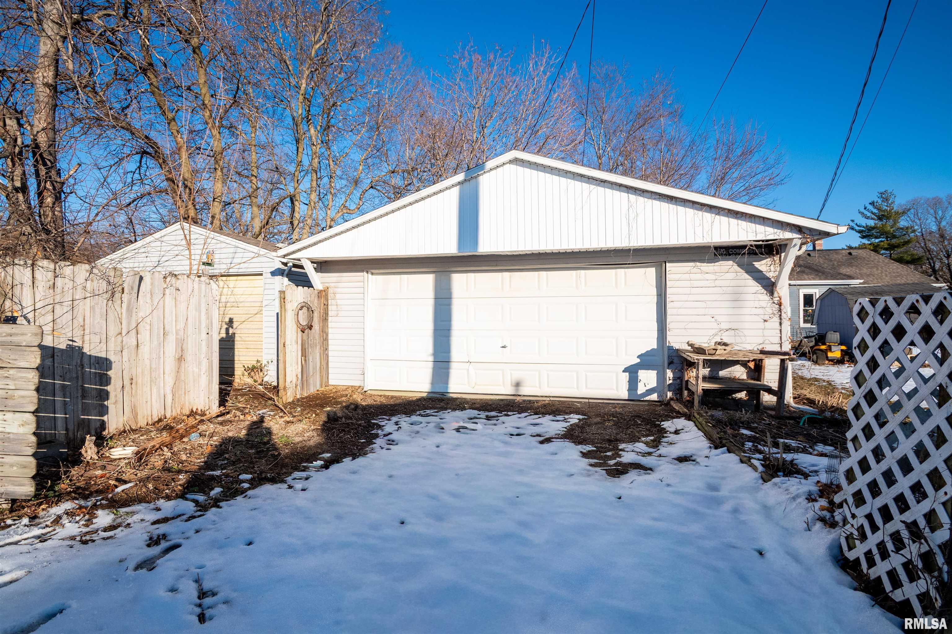 1109 North Benedict Street Chillicothe, IL 61523 - Photo 23 of 27