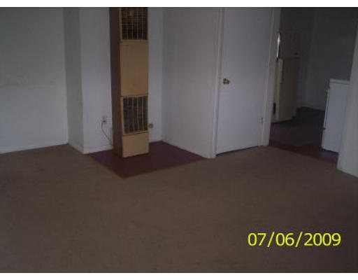 127 Grant Street Fall River, MA 02721 - Photo 4 of 13 Gallery Image 4