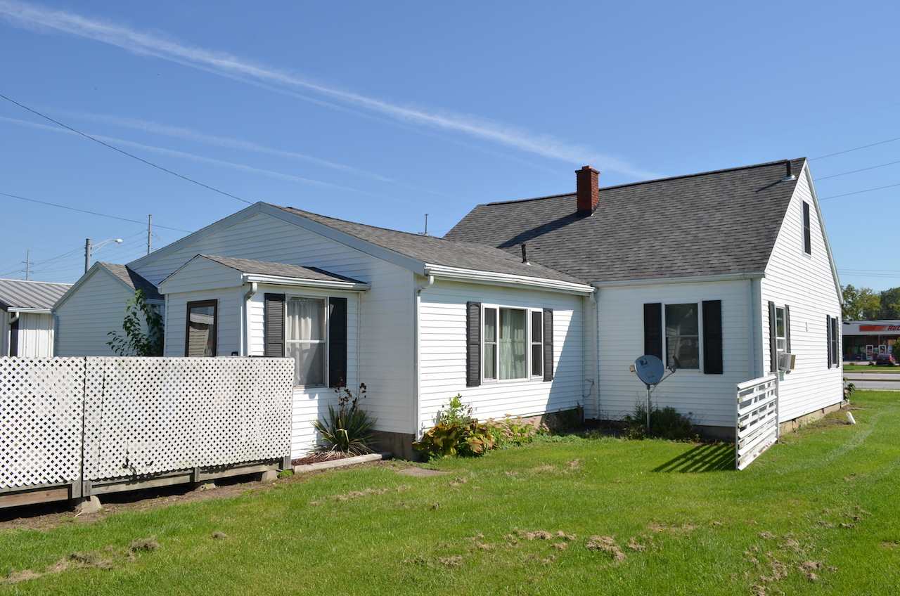 8831 Lima Road Fort Wayne, IN 46818 - Photo 6 of 13