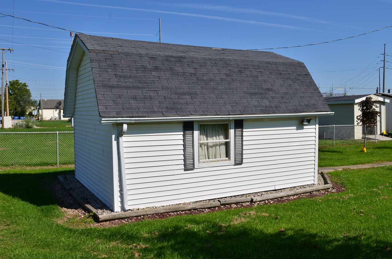 8831 Lima Road Fort Wayne, IN 46818 - Photo 10 of 13