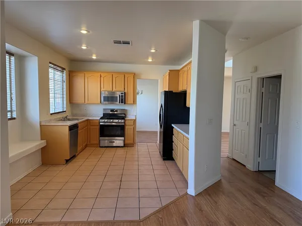 $2,050 | 10116 Desert Wind Drive, Las Vegas, NV 89144