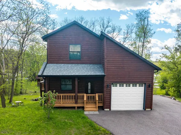 $543,000 | S5731 Devil's Lake Parkway, Baraboo, WI 53913