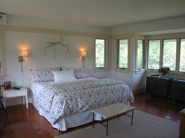 6 Trail End Chilmark, MA 02535 - Photo 12 of 26 Gallery Image 12