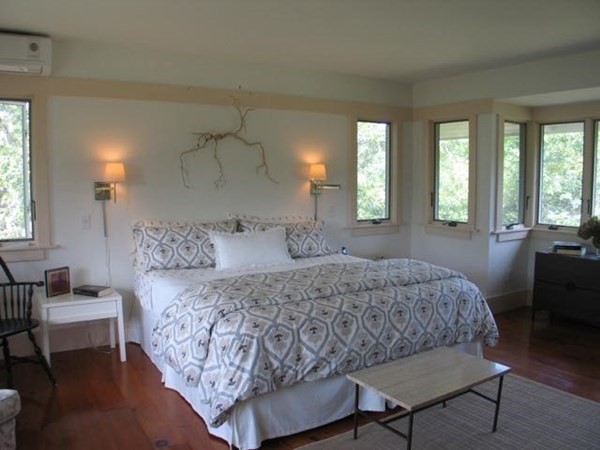 6 Trail End Chilmark, MA 02535 - Photo 14 of 26 Gallery Image 14