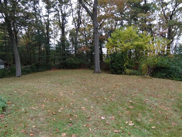 15 Chandler Road Andover, MA 01810 - Photo 3 of 16 Gallery Image 3