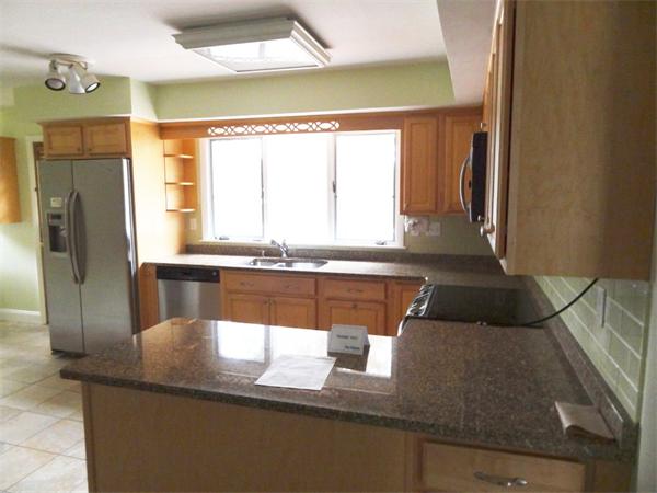 15 Chandler Road Andover, MA 01810 - Photo 5 of 16 Gallery Image 5