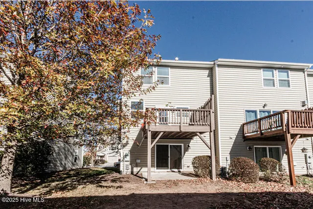 $365,000 | 14 Prairie View Court, Durham, NC 27703