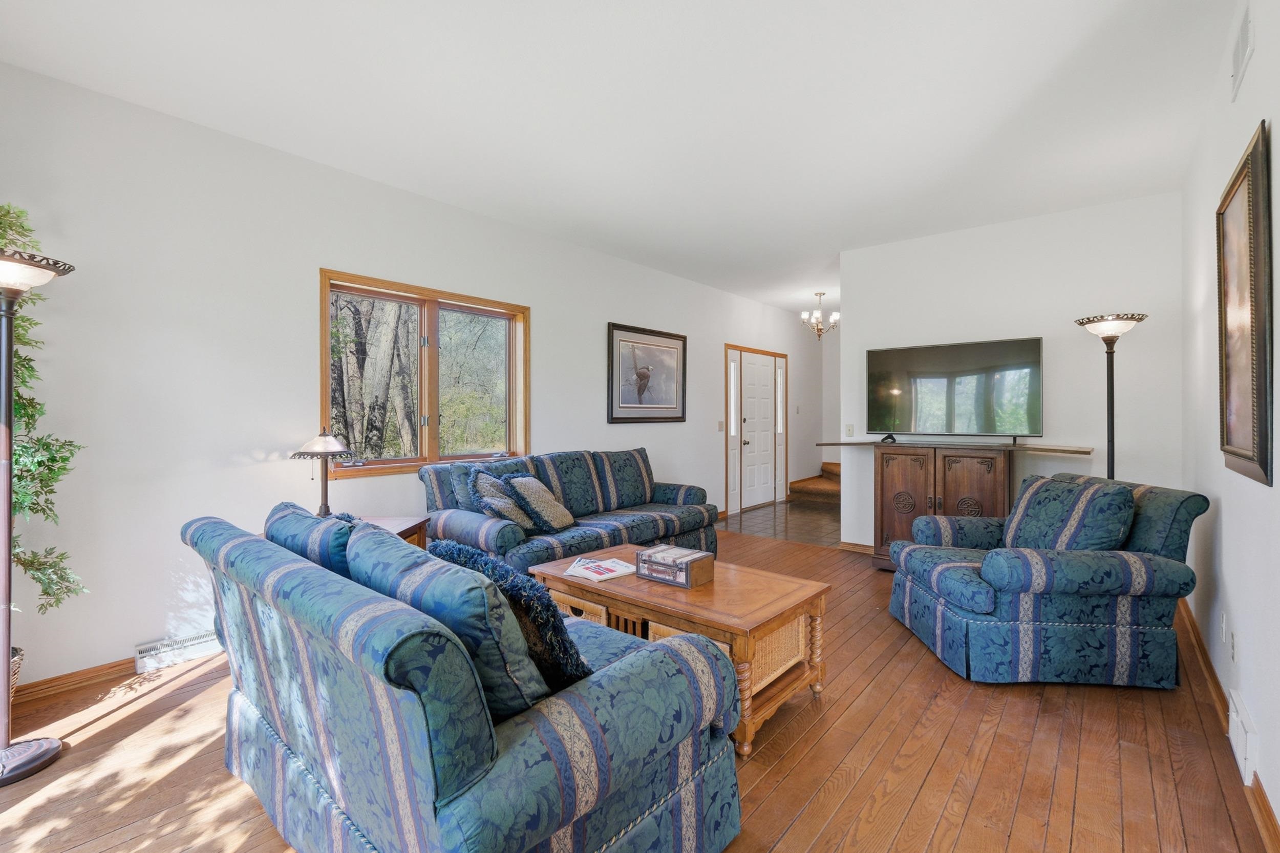 498 Meander Wood Road Oregon, WI 53575 - Photo 11 of 90
