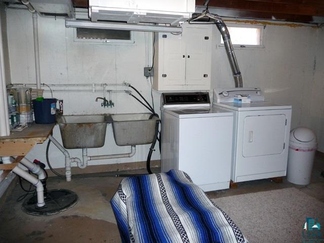 4242 Ugstad Road Hermantown, MN 55811 - Photo 16 of 21 Laundry Area