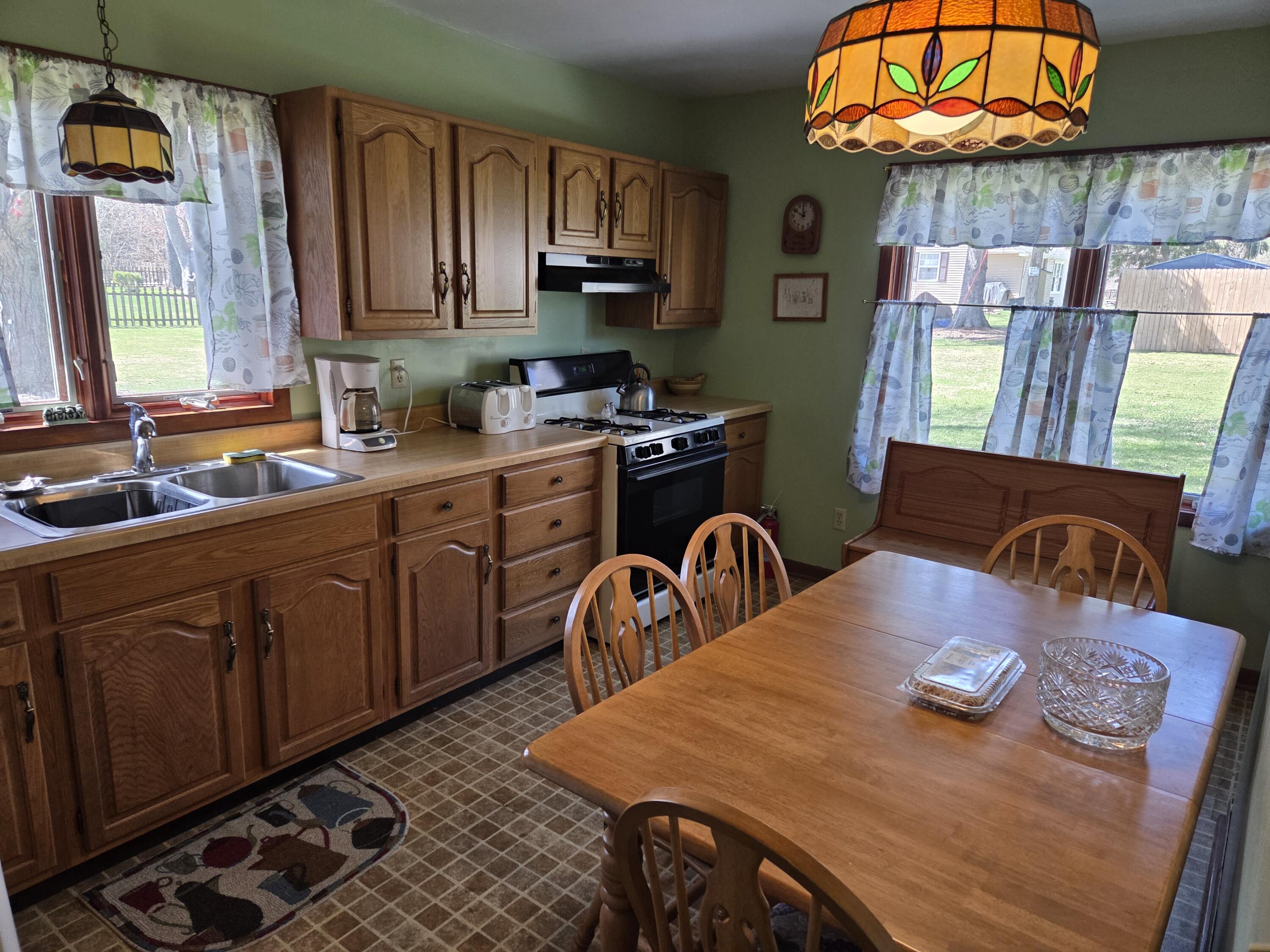 2817 Jones Street Delavan, WI 53115 - Photo 11 of 34 1000017074